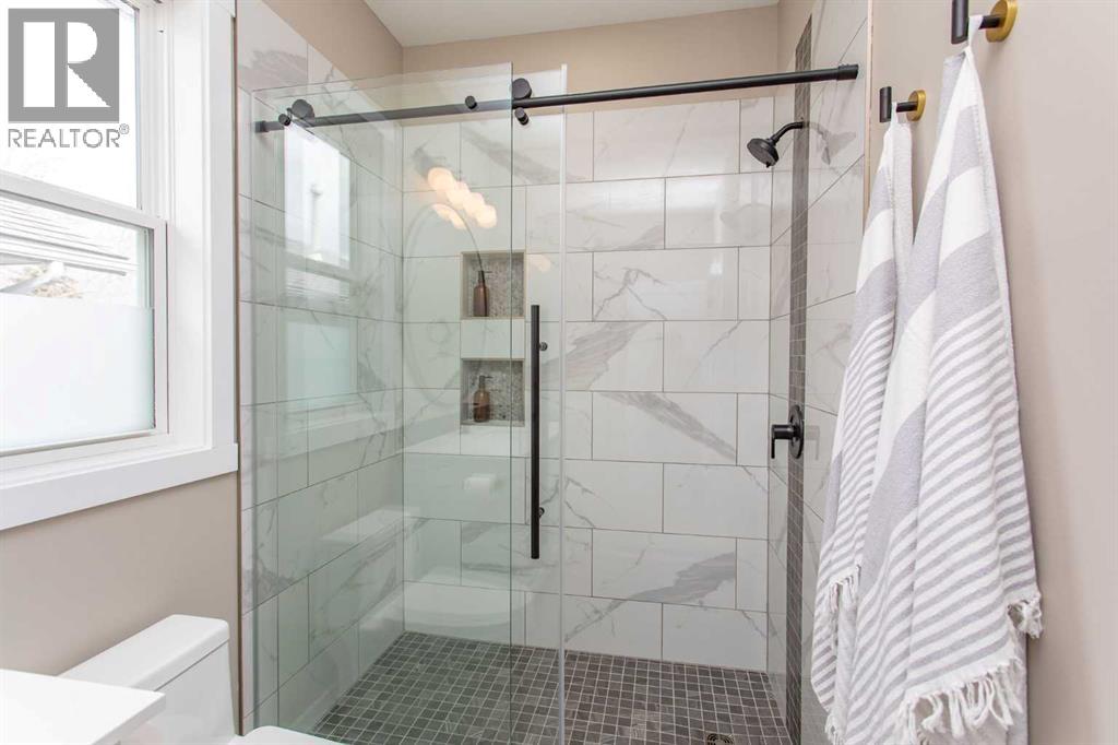 85 Lakeview Avenue - 31