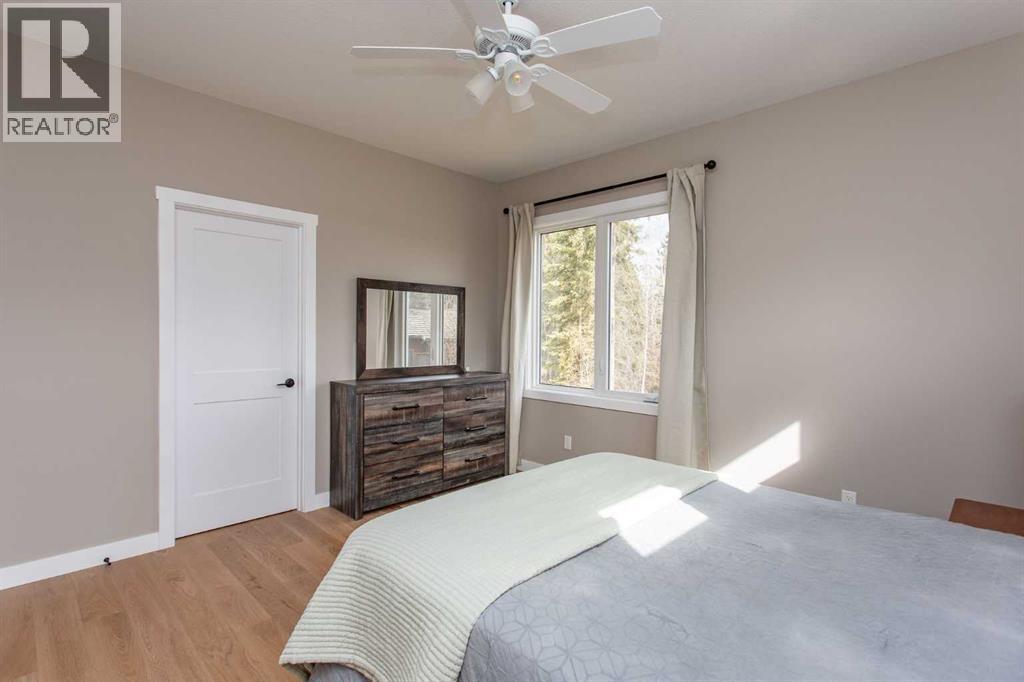 85 Lakeview Avenue - 28
