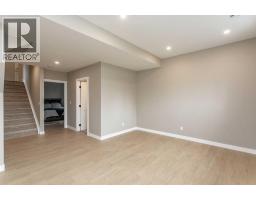 85 Lakeview Avenue, Gull Lake, AB T4L2N1 Photo 34