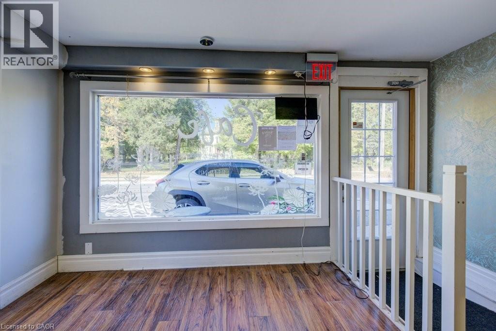 55 SNYDER'S Road W - 4