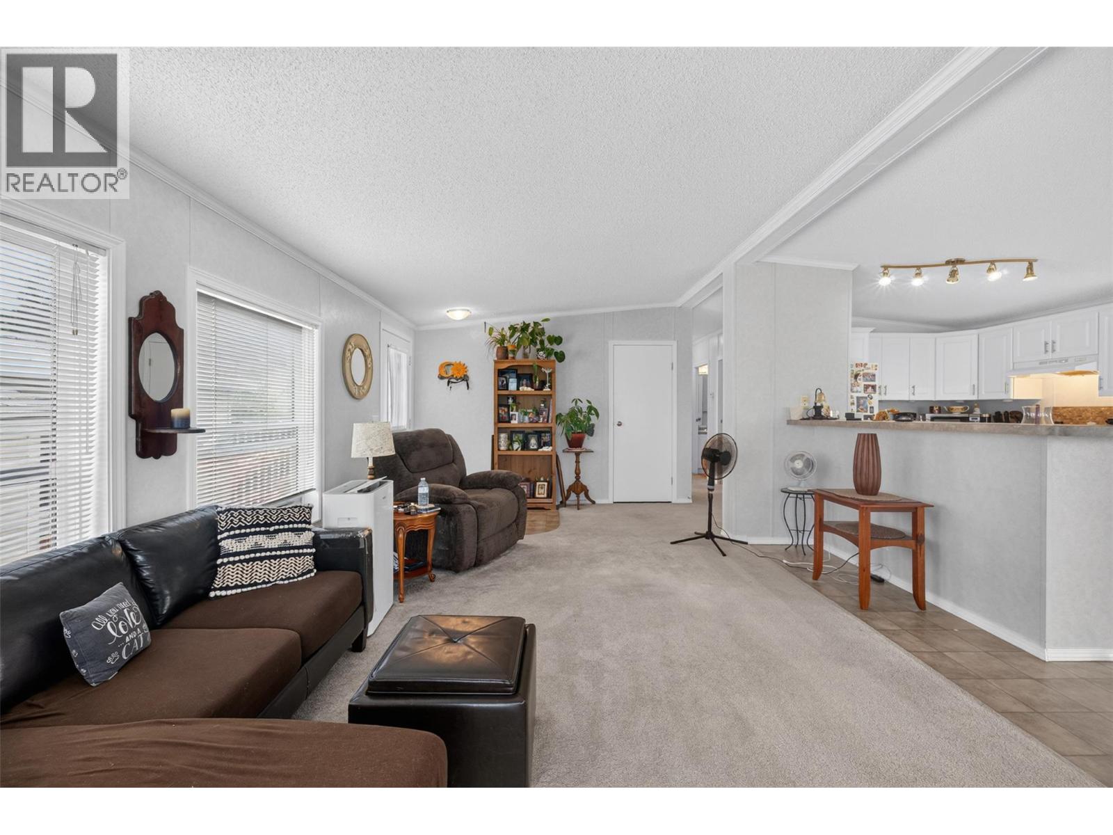 #32 1885 Tappen Notch Hill Road - 12