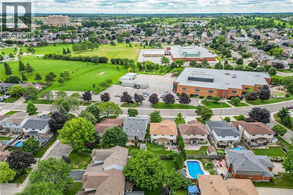 43 BONAPARTE Way - 42