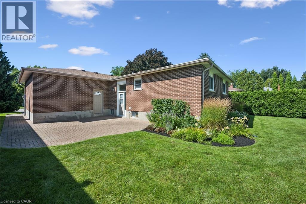 45 MILVERTON Close - 36
