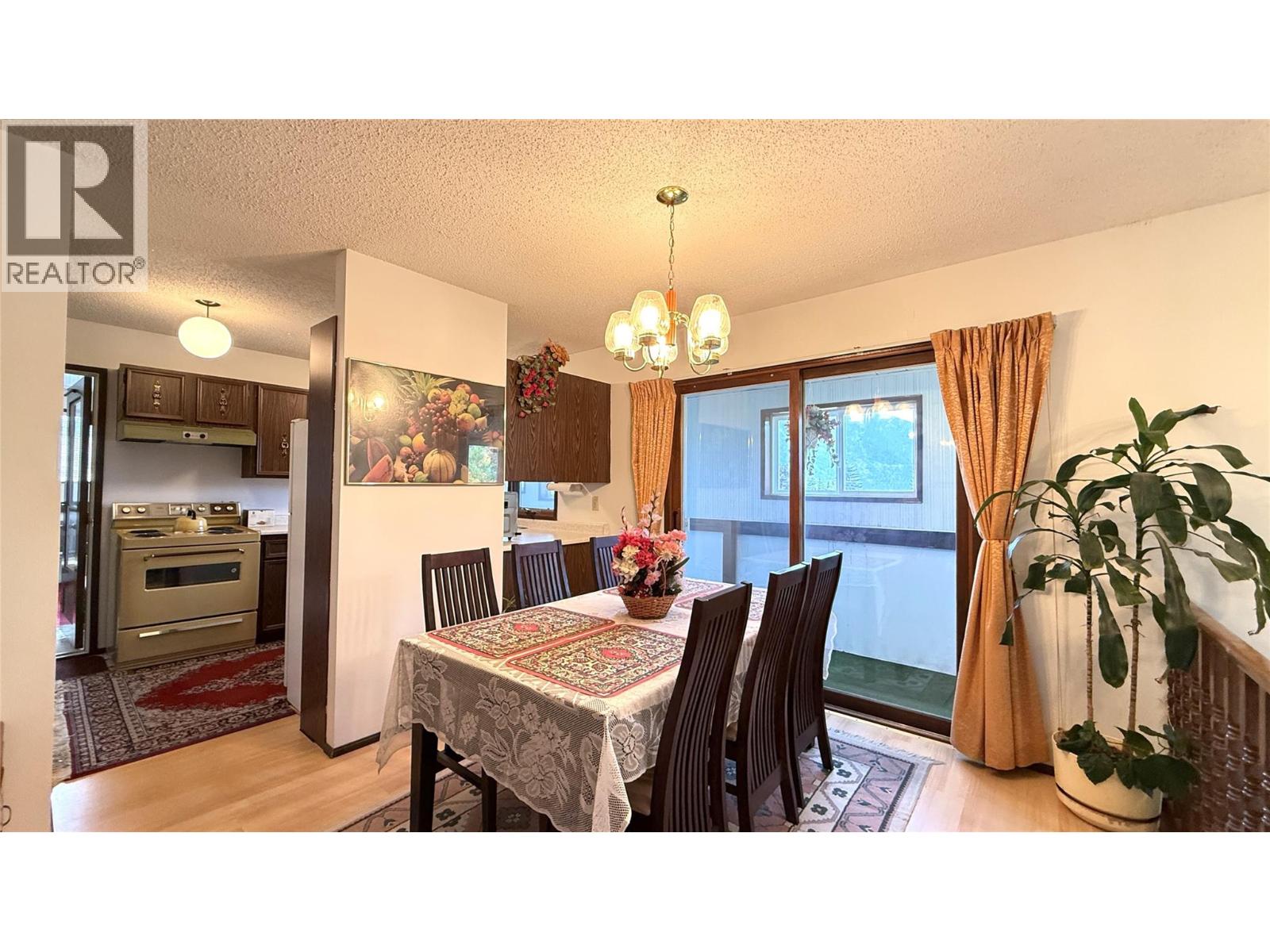 1705 Slocan Crescent - 11