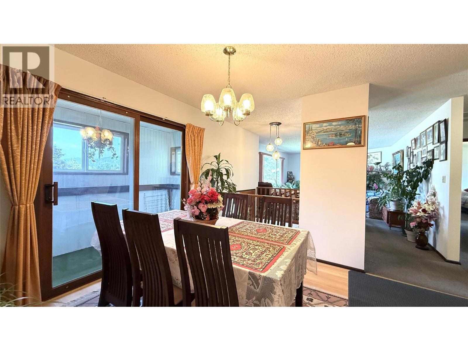 1705 Slocan Crescent - 12