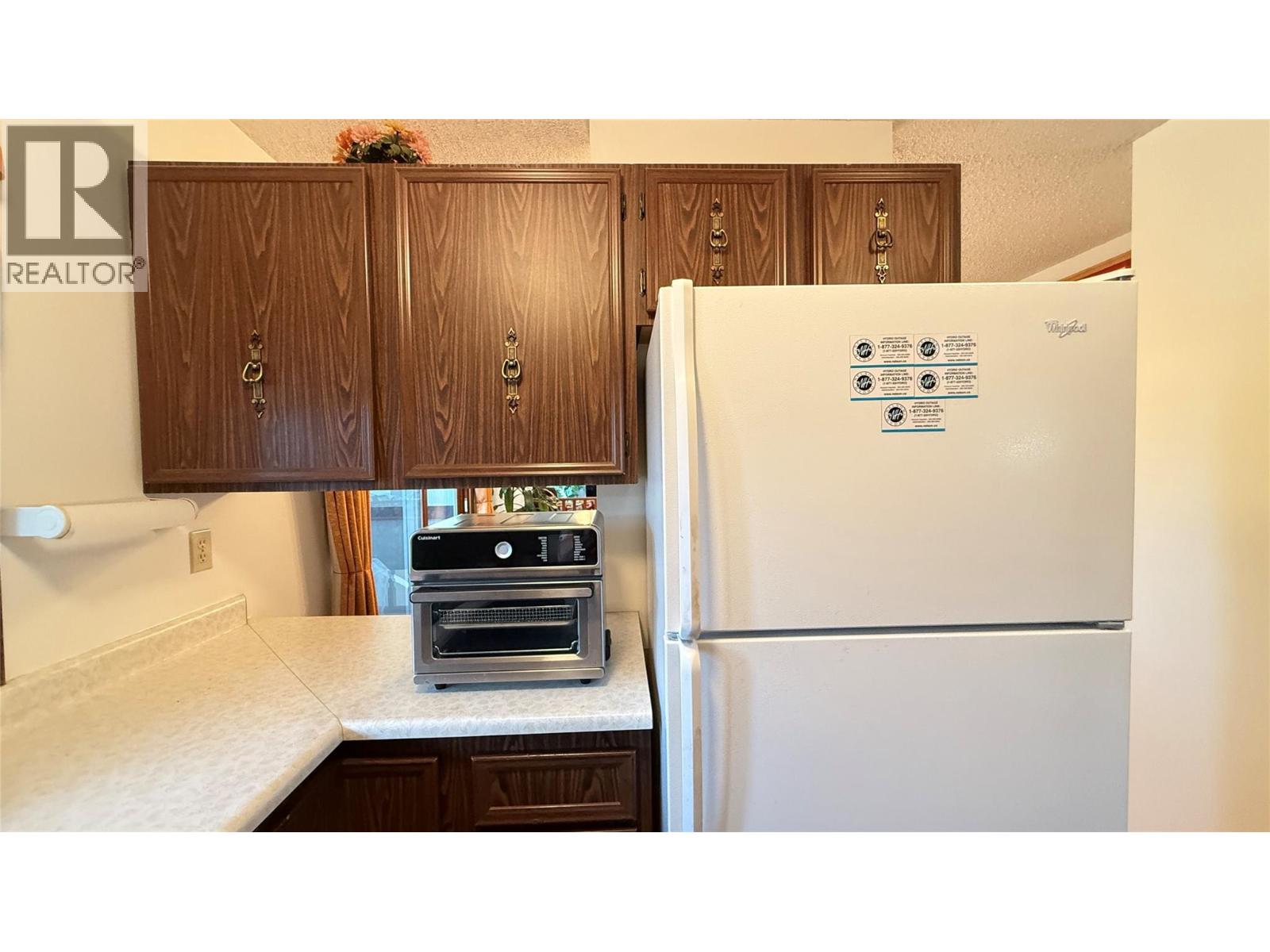 1705 Slocan Crescent - 16