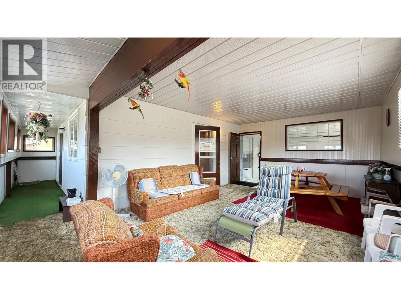 1705 Slocan Crescent - 19