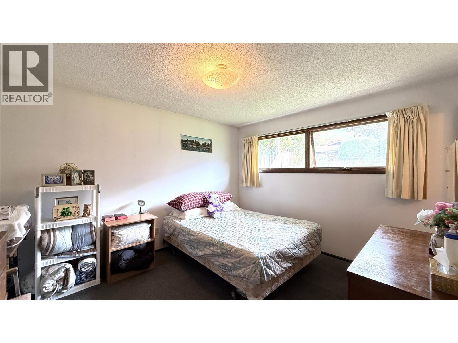 1705 Slocan Crescent - 21