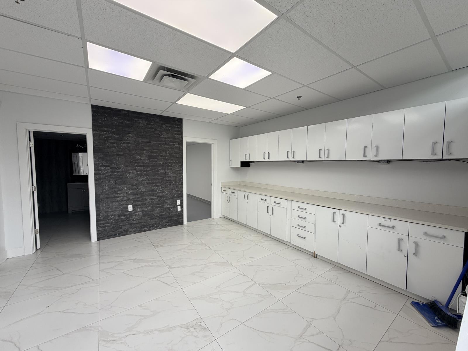 11211 180 Street NW - Photo 5