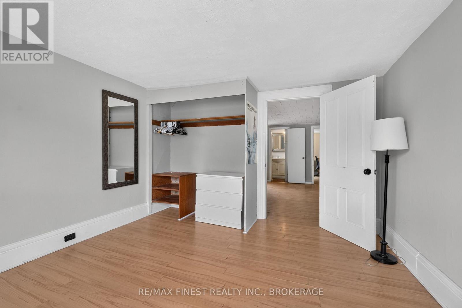 358 JOHNSON STREET - 16