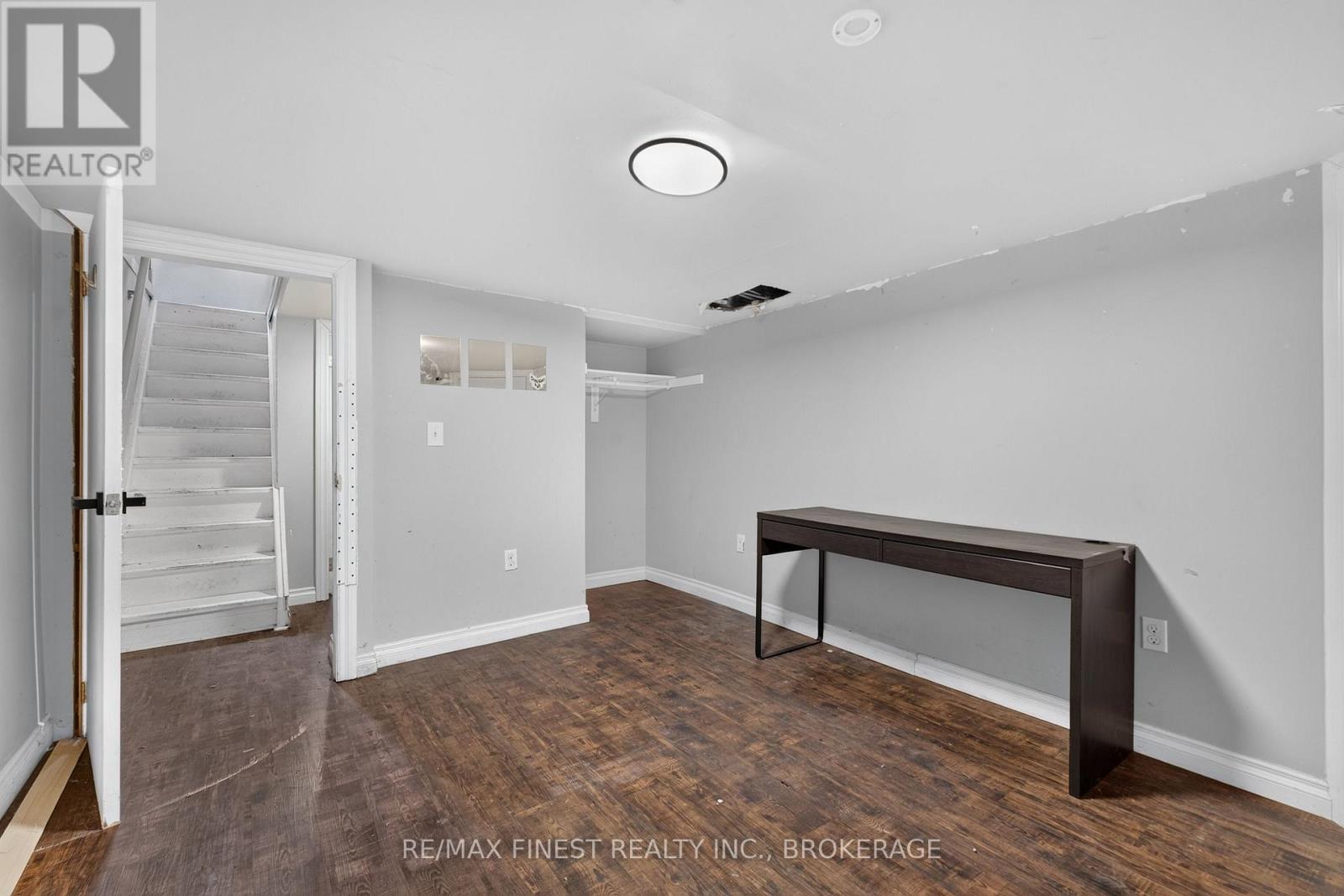 358 JOHNSON STREET - Image 20