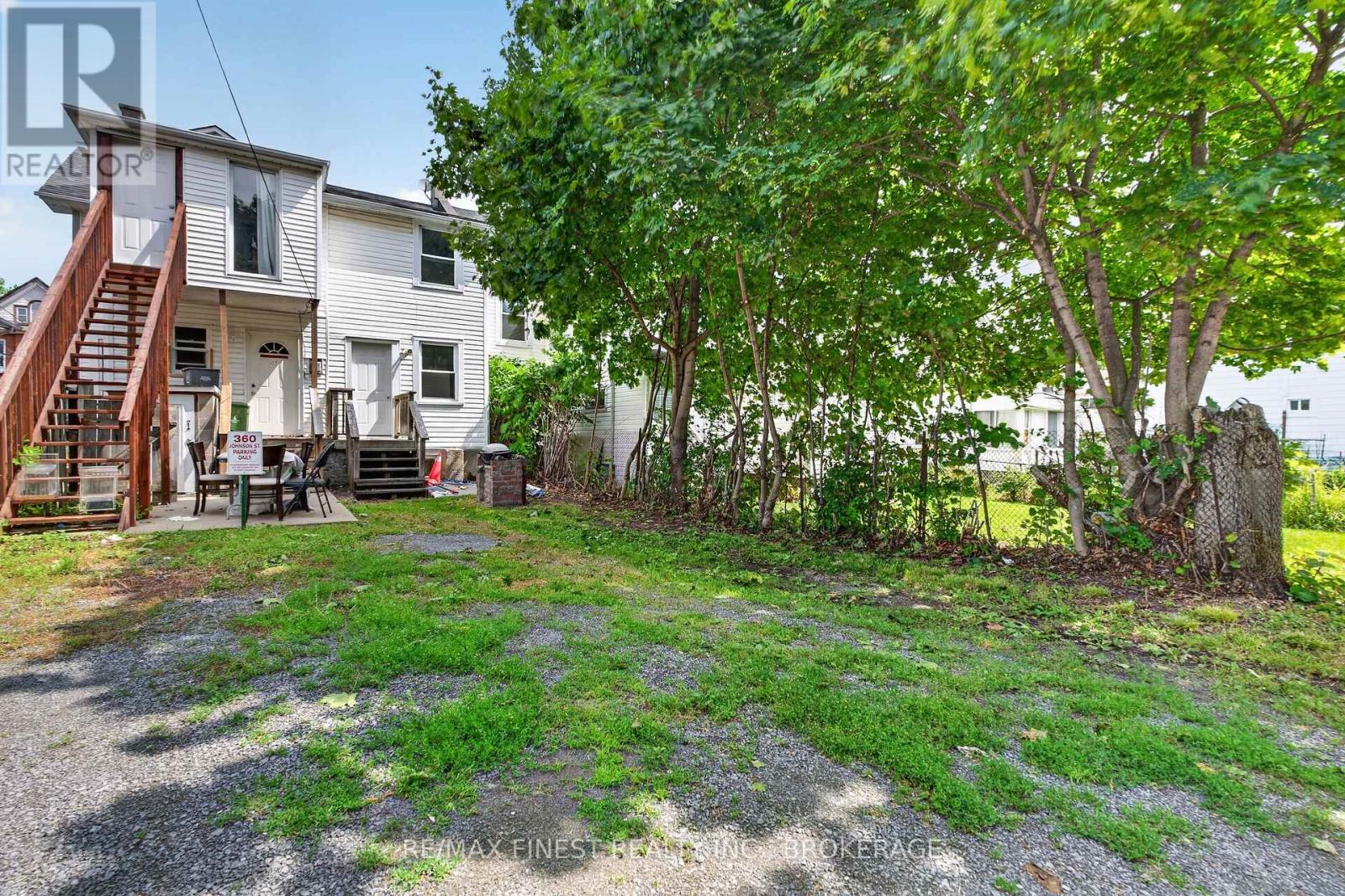 358 JOHNSON STREET - Image 23