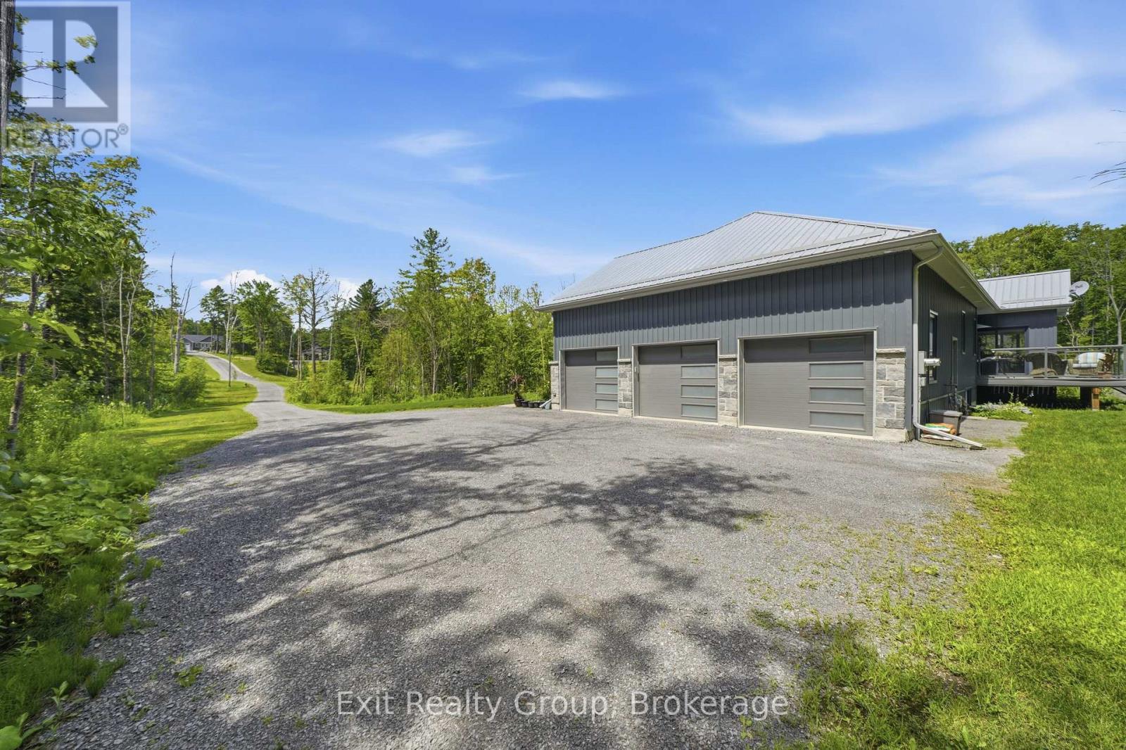 16 NEWPIERCE DRIVE - Image 42