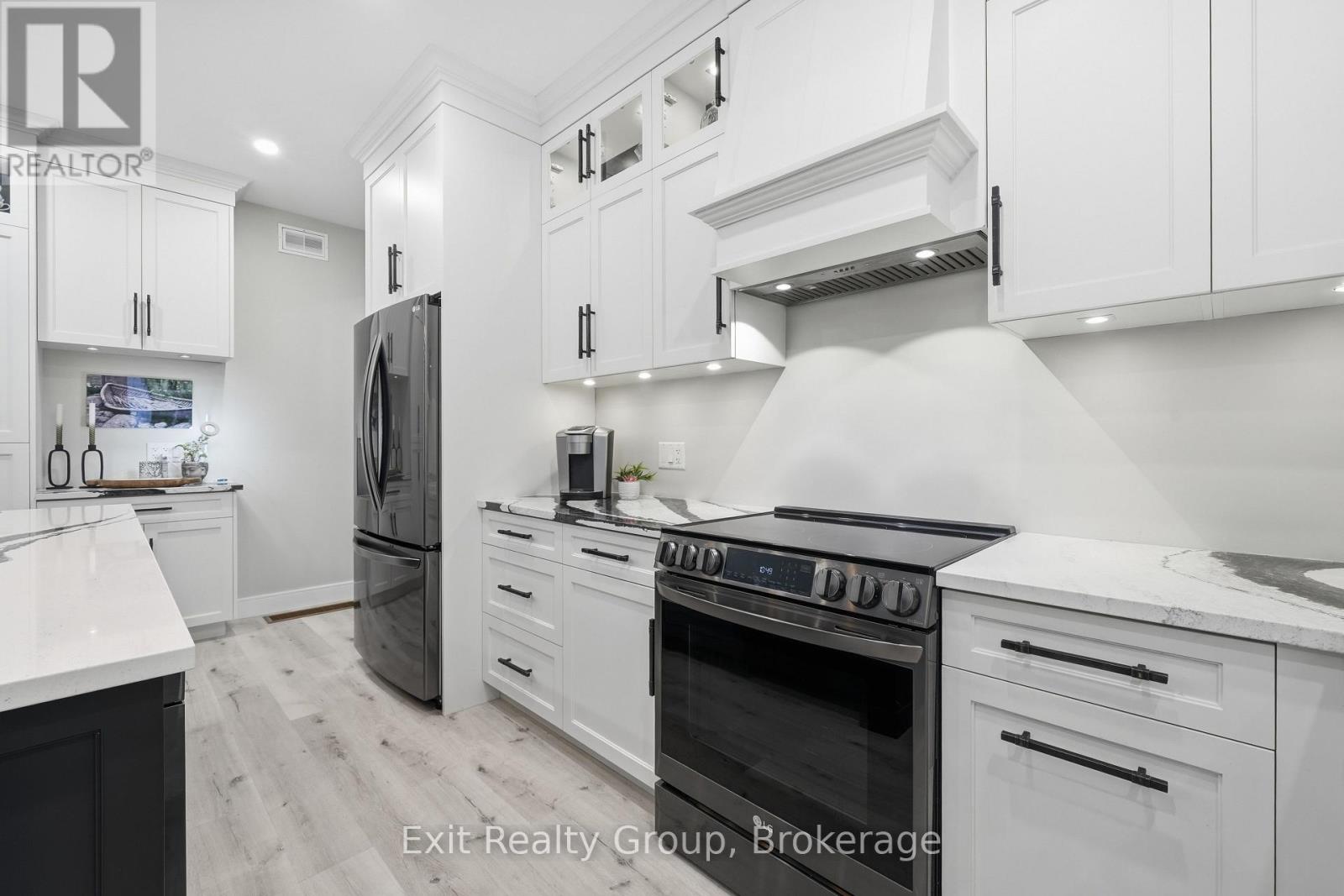 16 NEWPIERCE DRIVE - Image 9