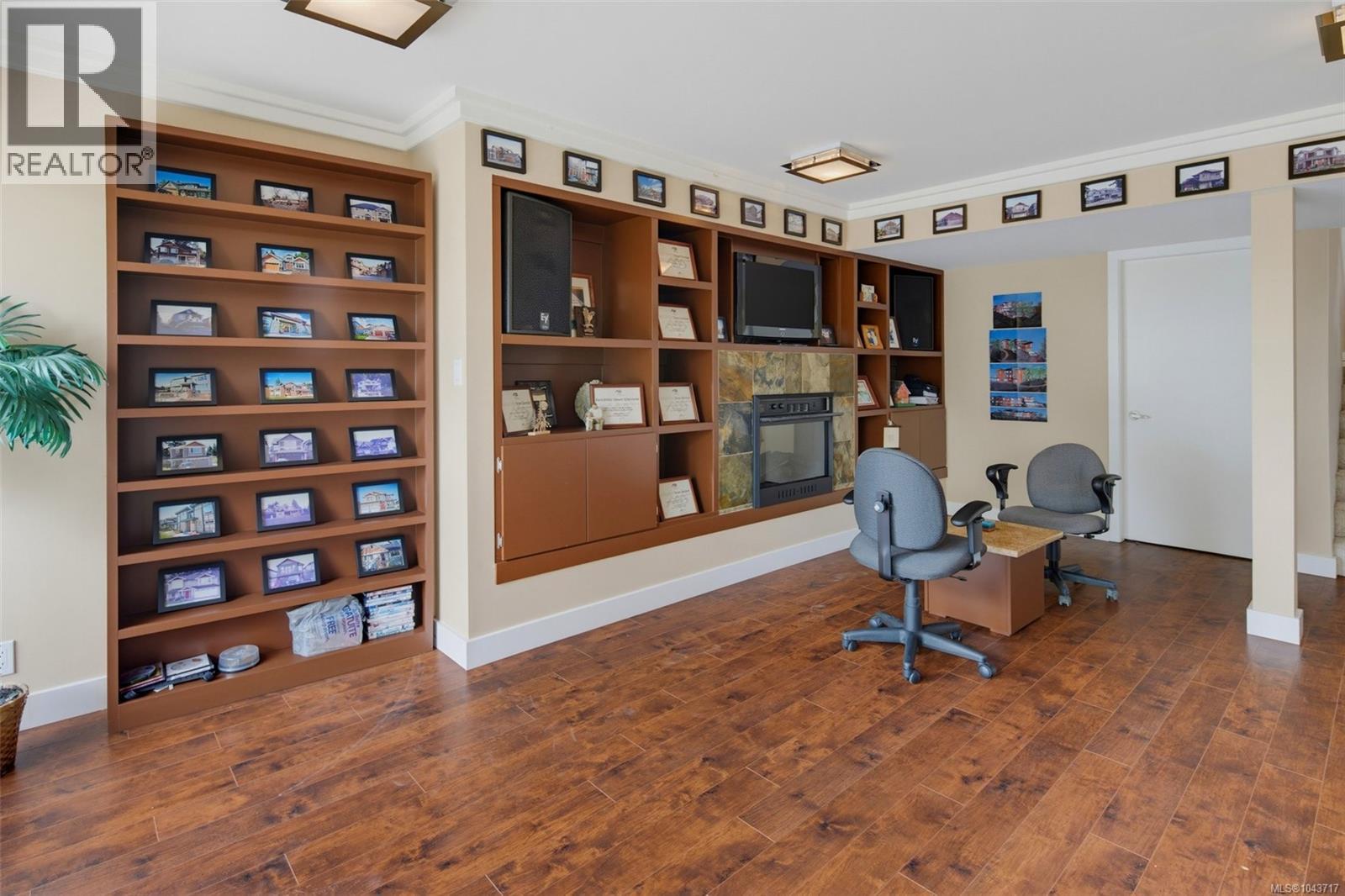 930 Kentwood Terr - 37
