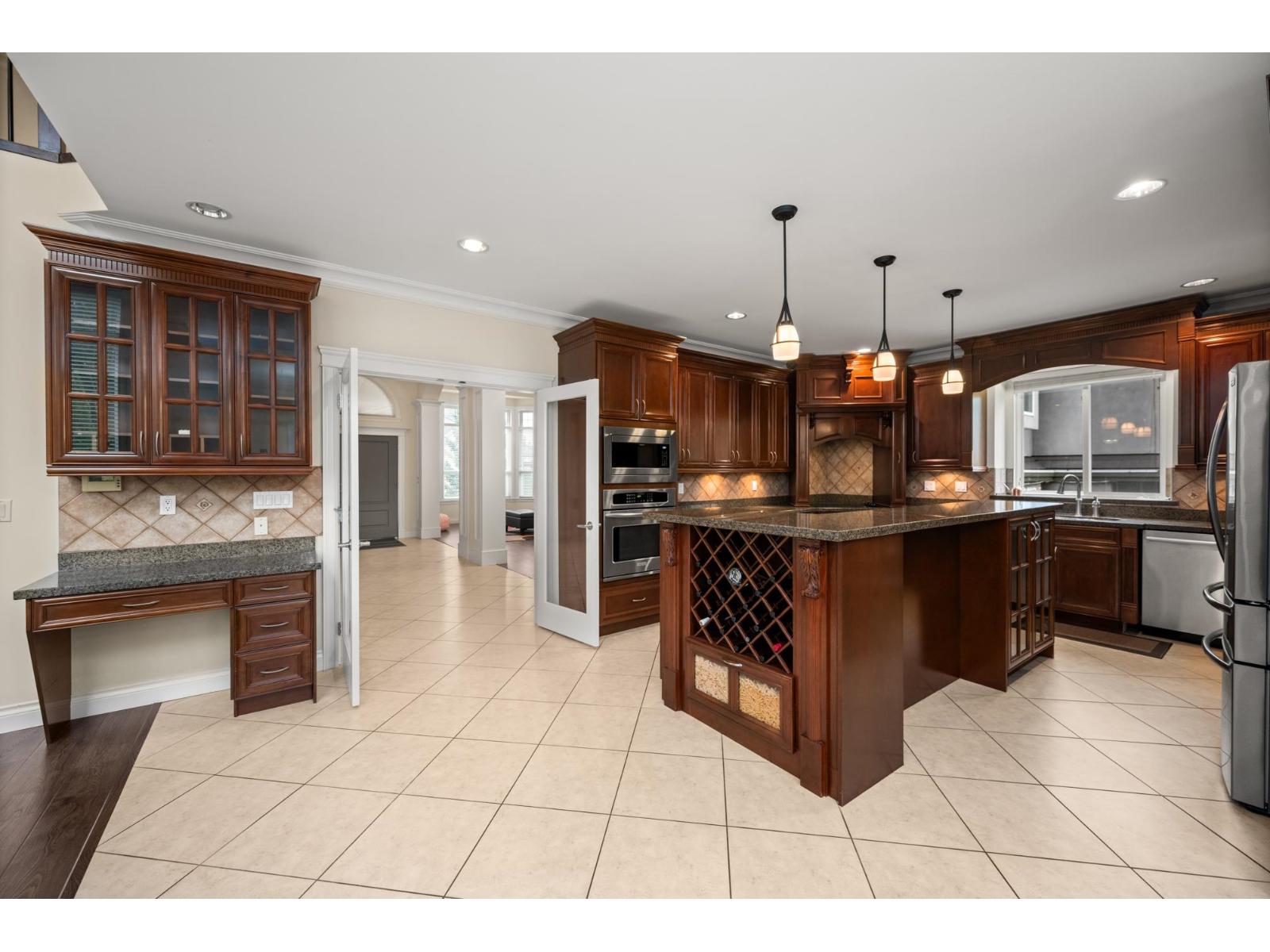 8 Bed, 5 Bath House for Sale in Surrey – 16416 92A AVENUE, Surrey – MLS# R3146114 - Image 10