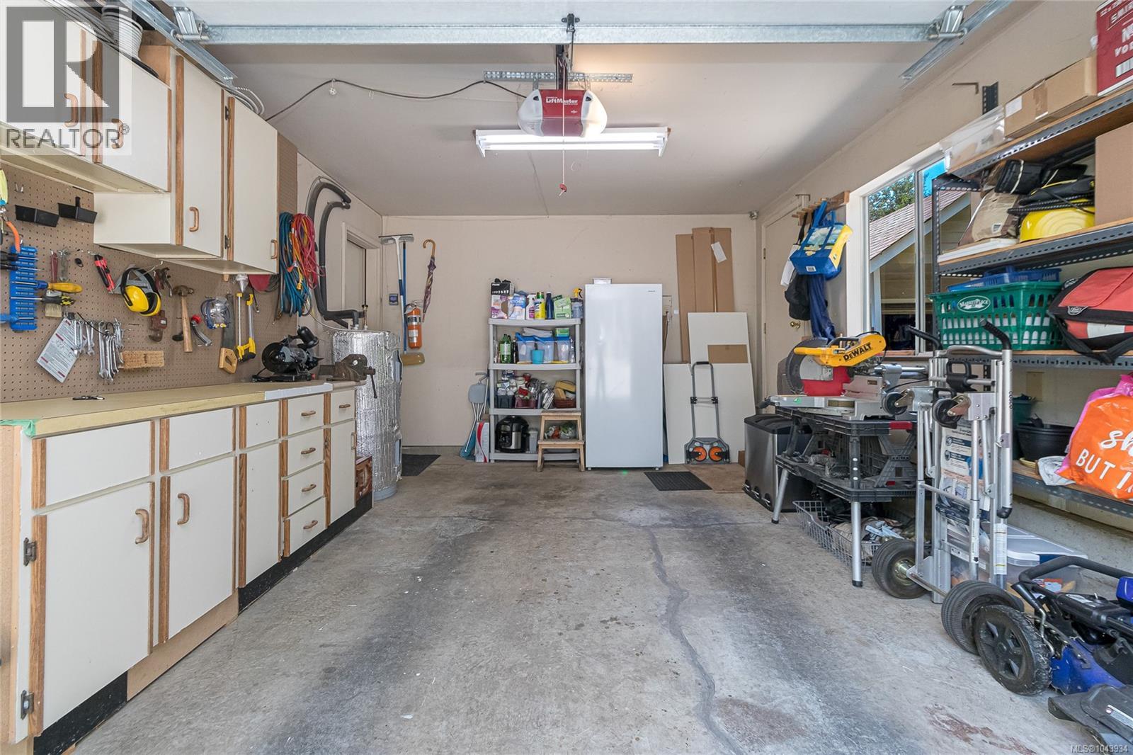 4022 Livingstone Ave N - 42