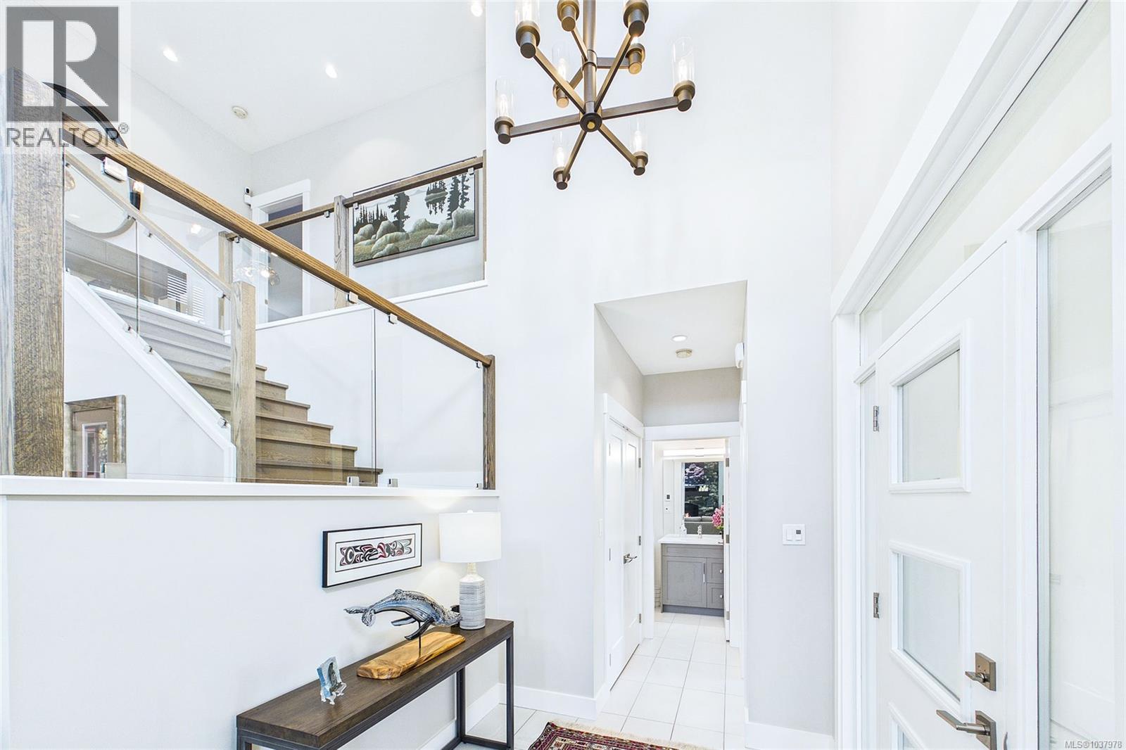 3778 Marjorie Way - 5
