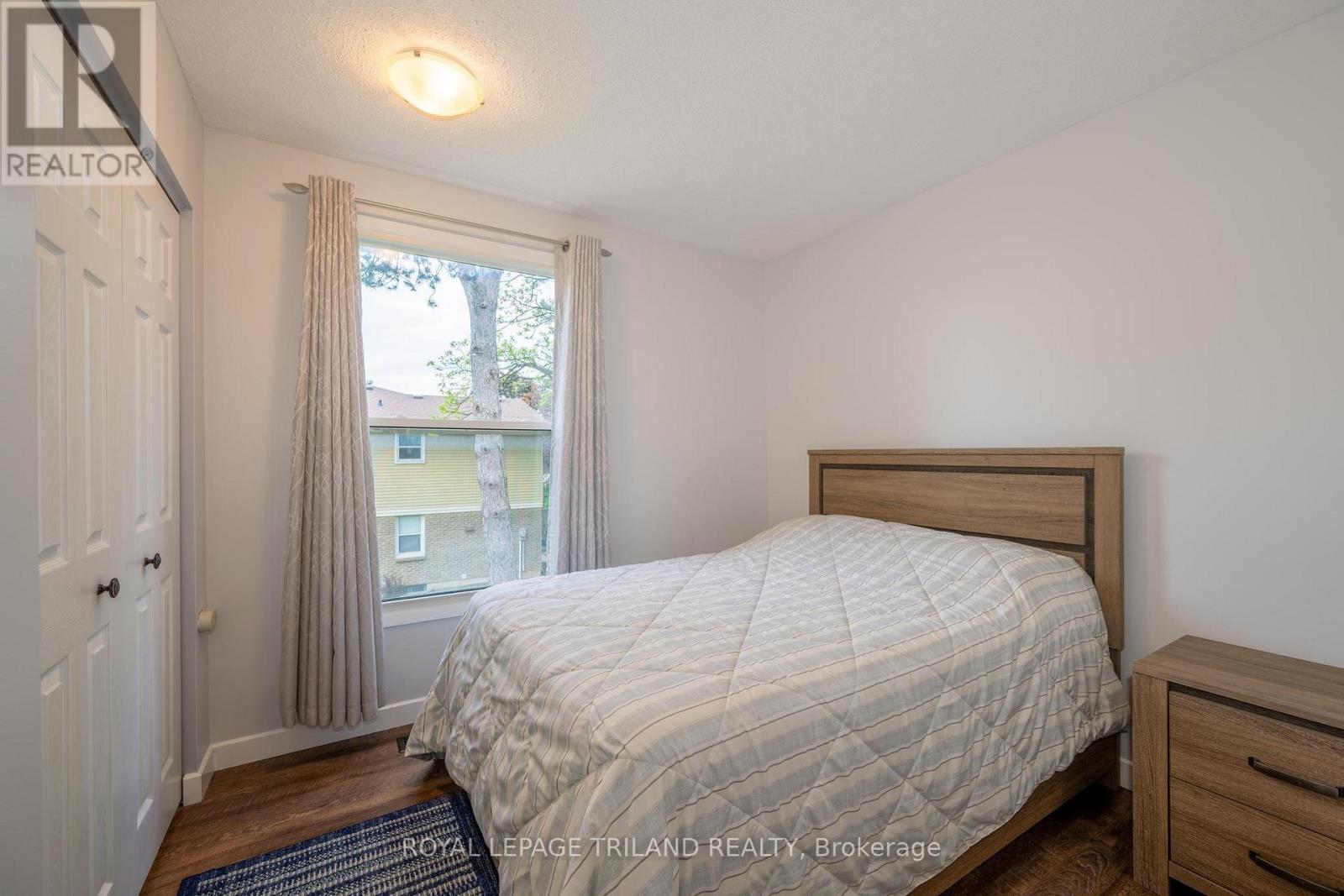 #104 70 FIDDLERS GREEN ROAD - 11