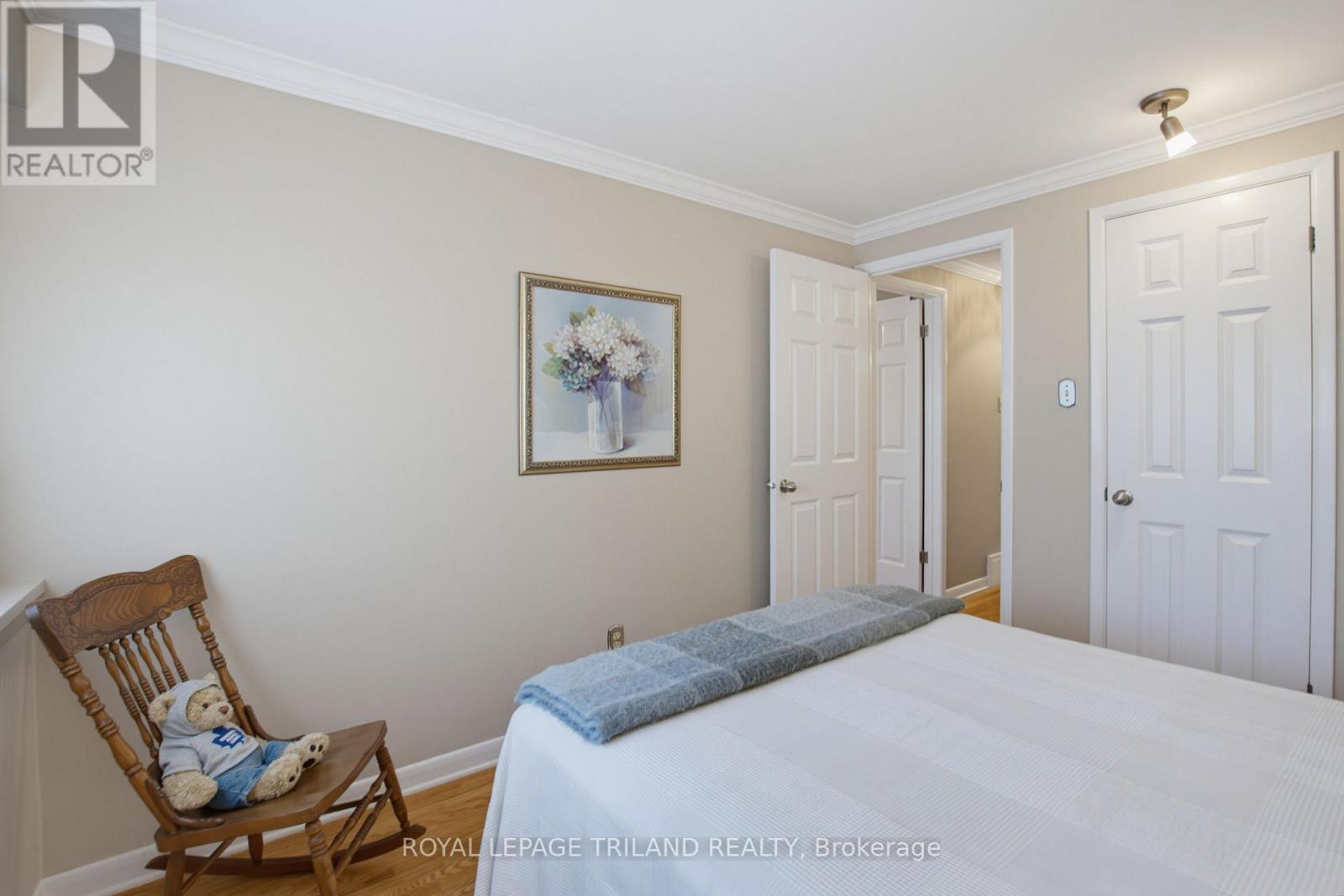 1463 GLENORA DRIVE - 19