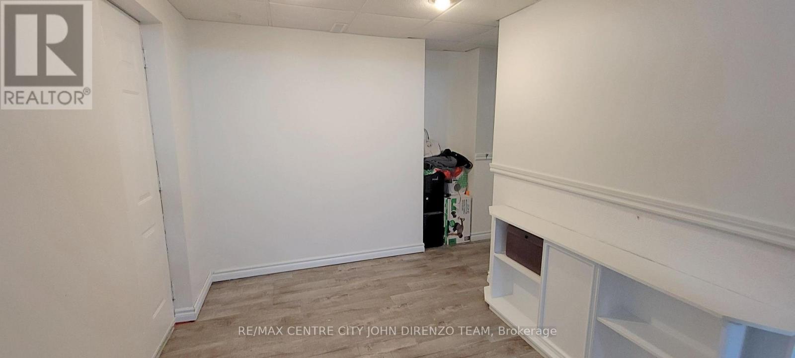 72 AXFORD PARKWAY - 26