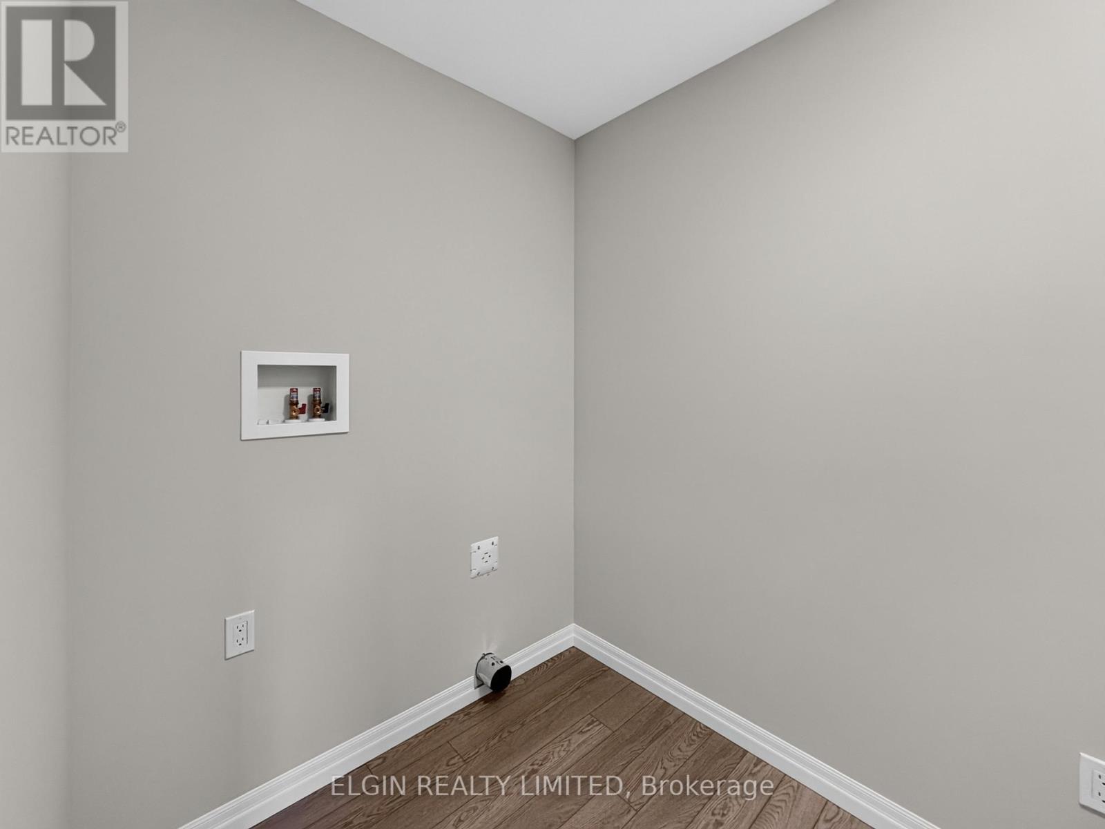 72 WOODCOCK DRIVE - 16
