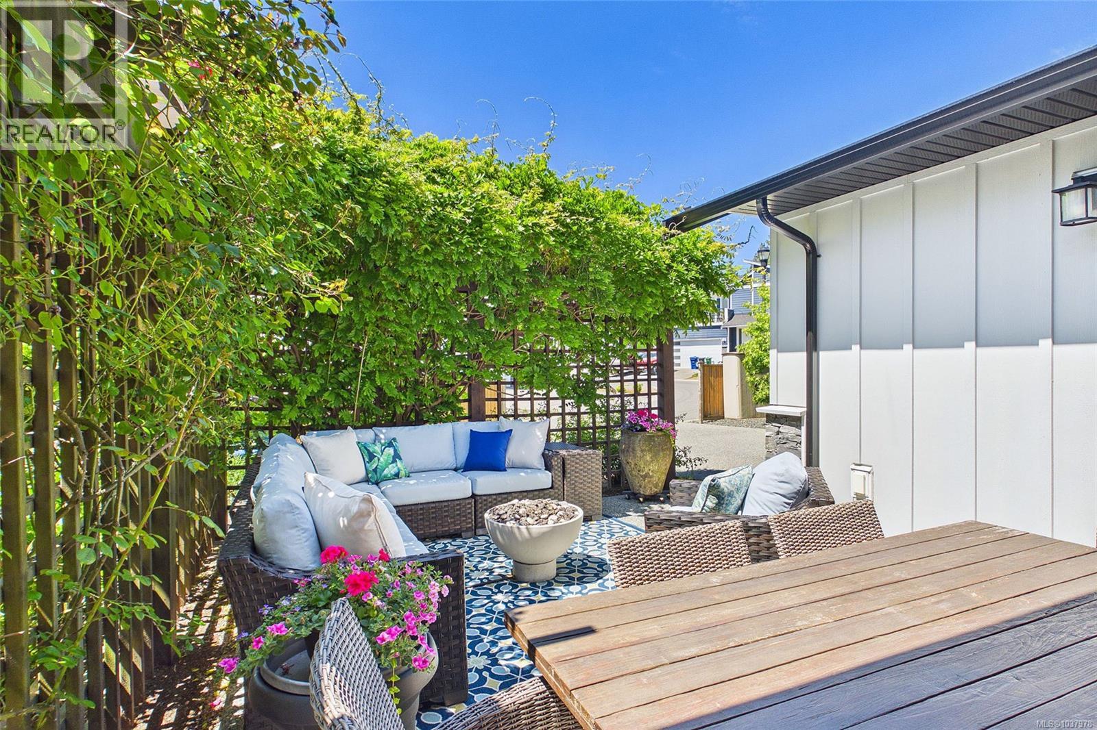3778 Marjorie Way - 58