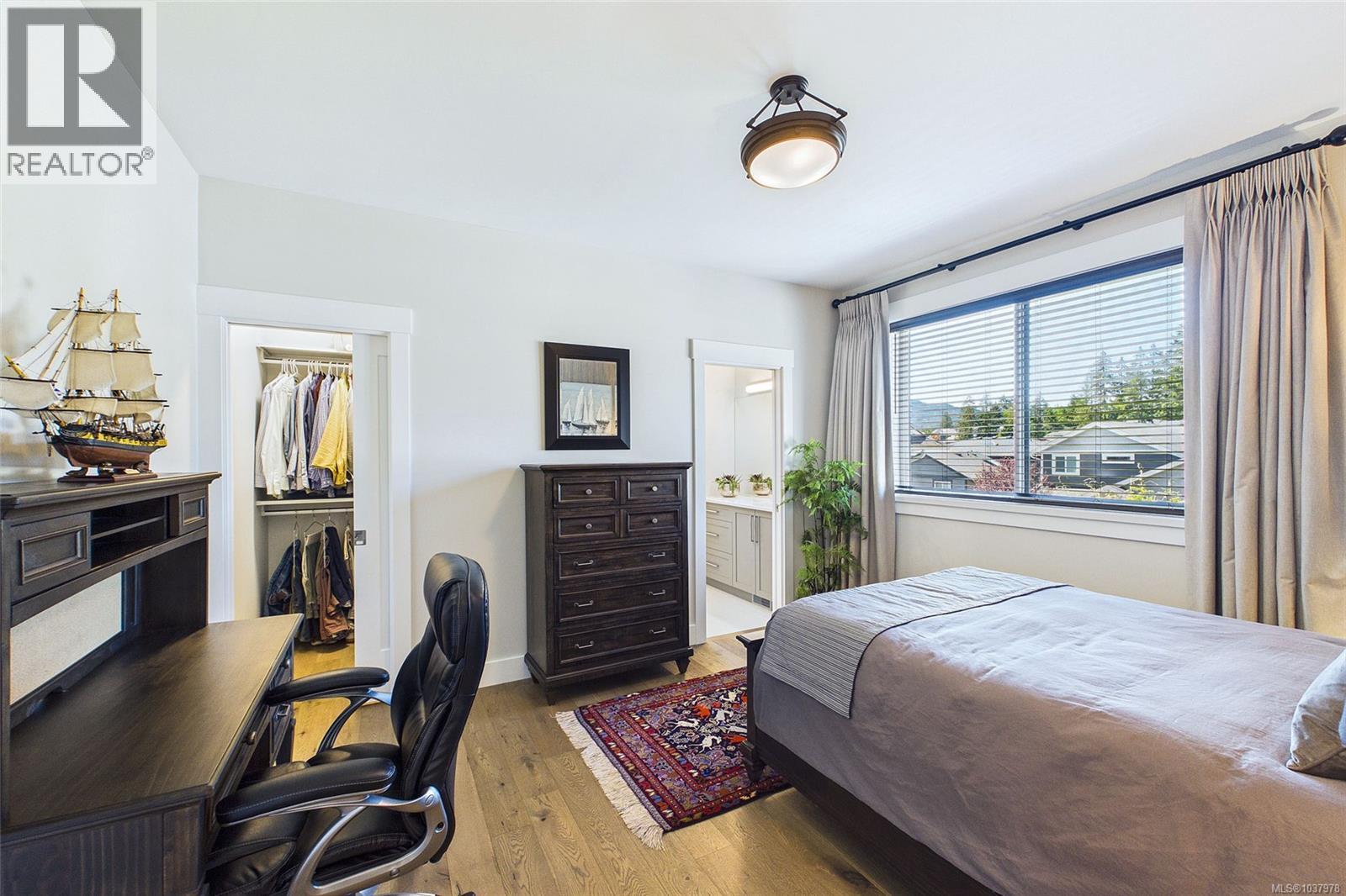 3778 Marjorie Way - 53