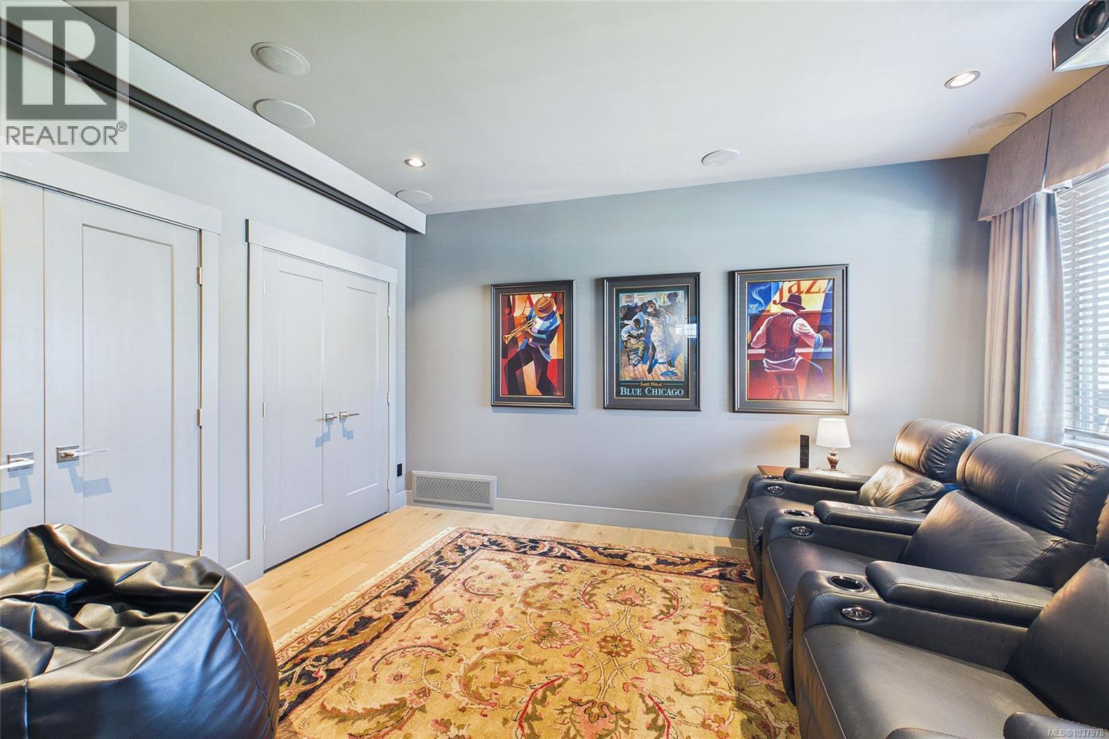 3778 Marjorie Way - 48