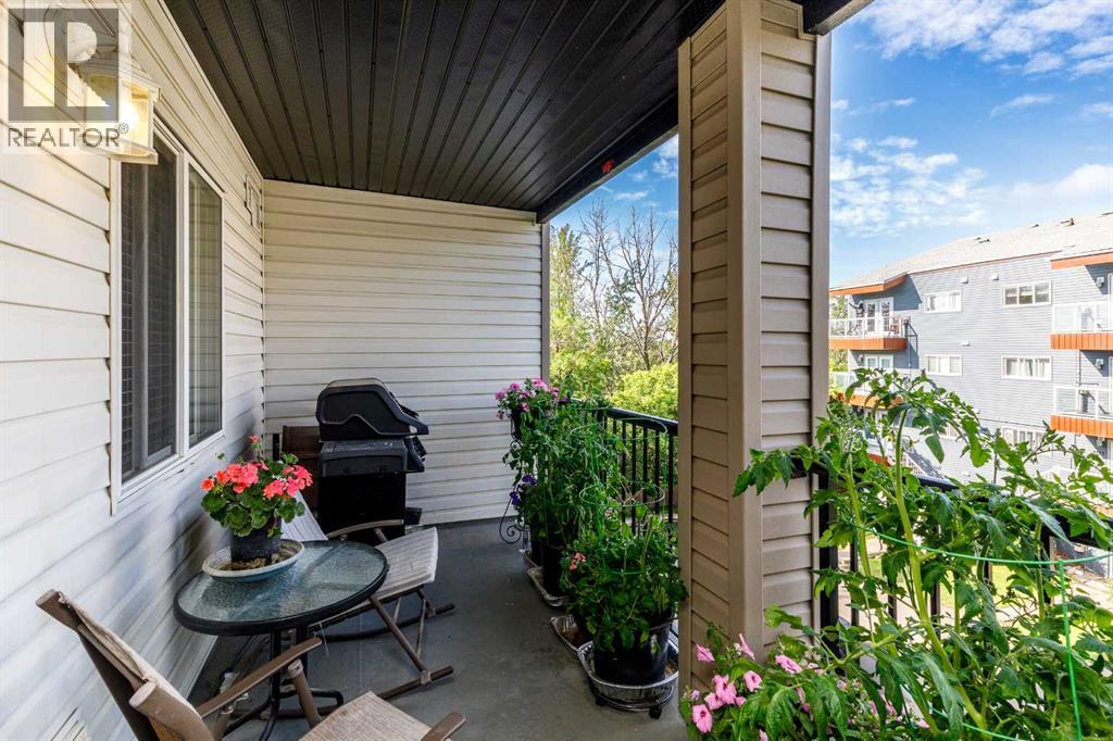 5601 KERRY WOOD Drive, Red Deer