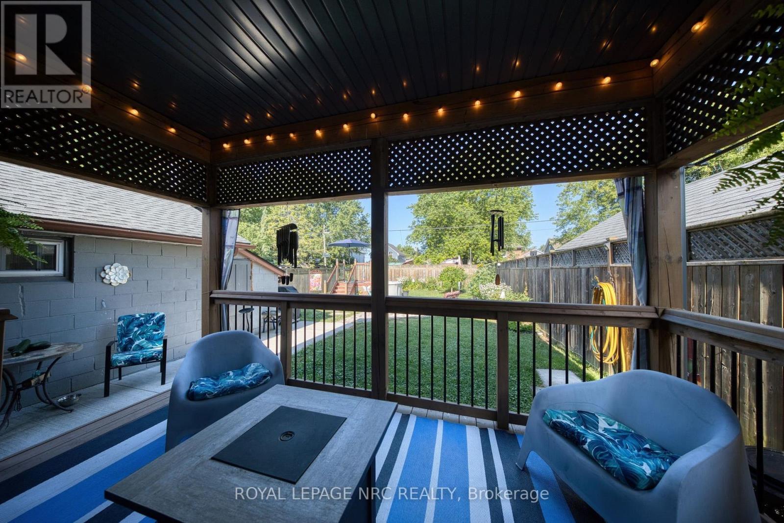 294 DAVIS STREET - 6