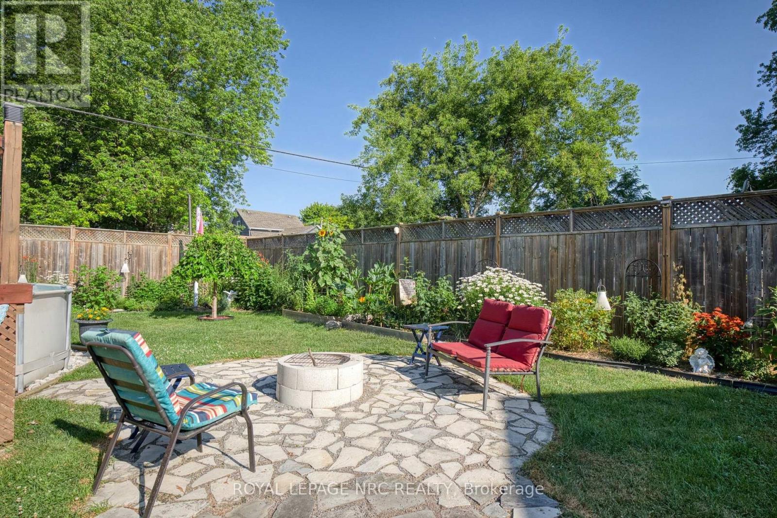 294 DAVIS STREET - 7