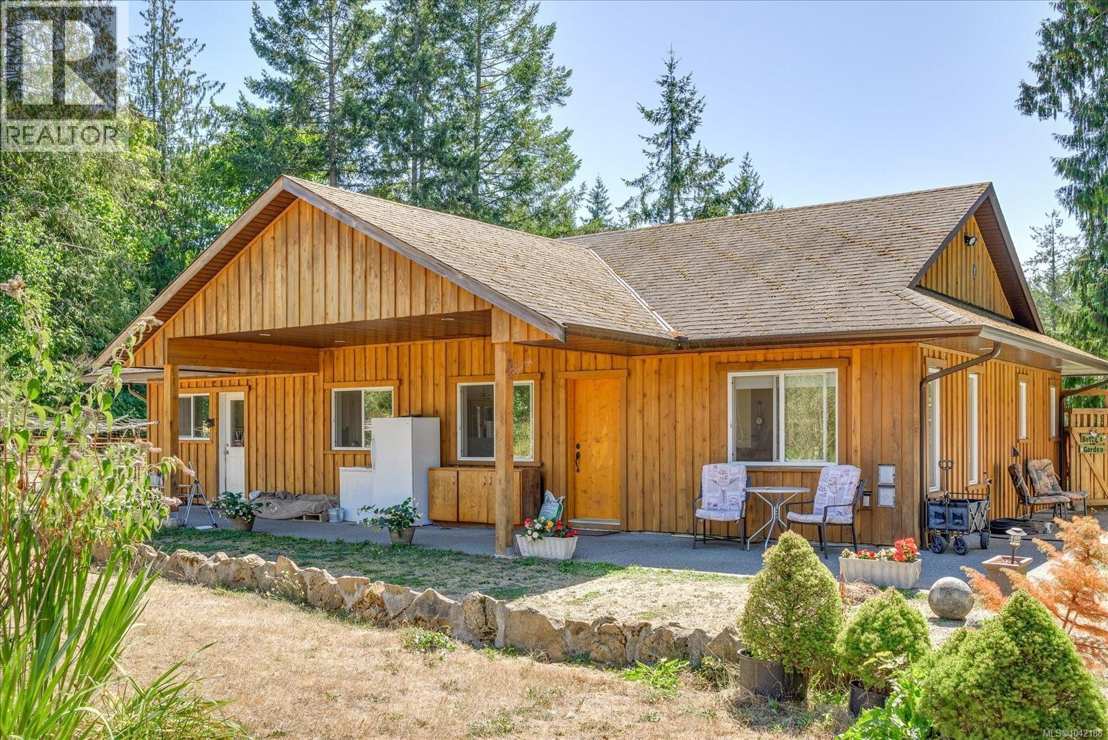 3171 Decourcy Dr, Nanaimo — photo 2