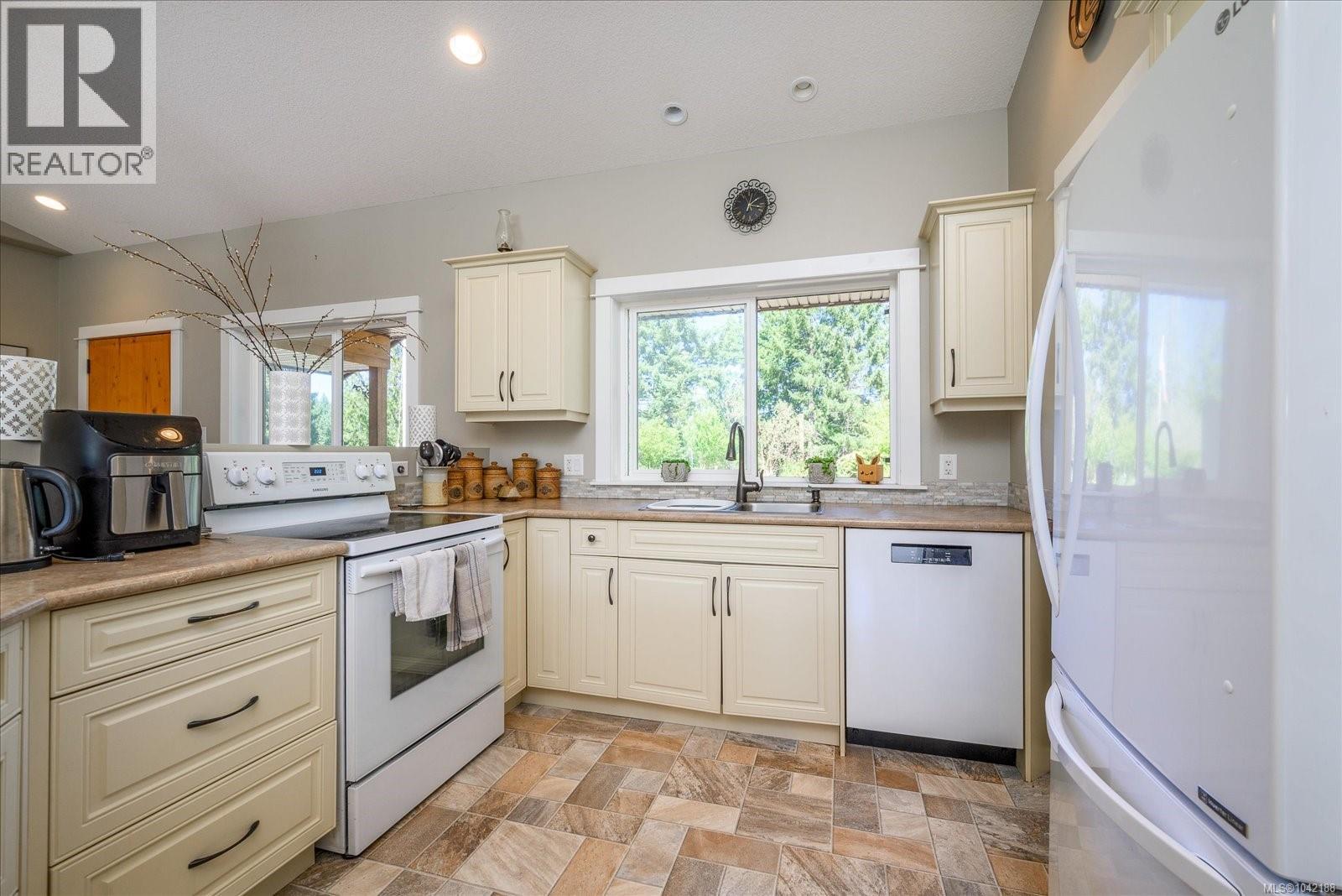 3171 Decourcy Dr - 12