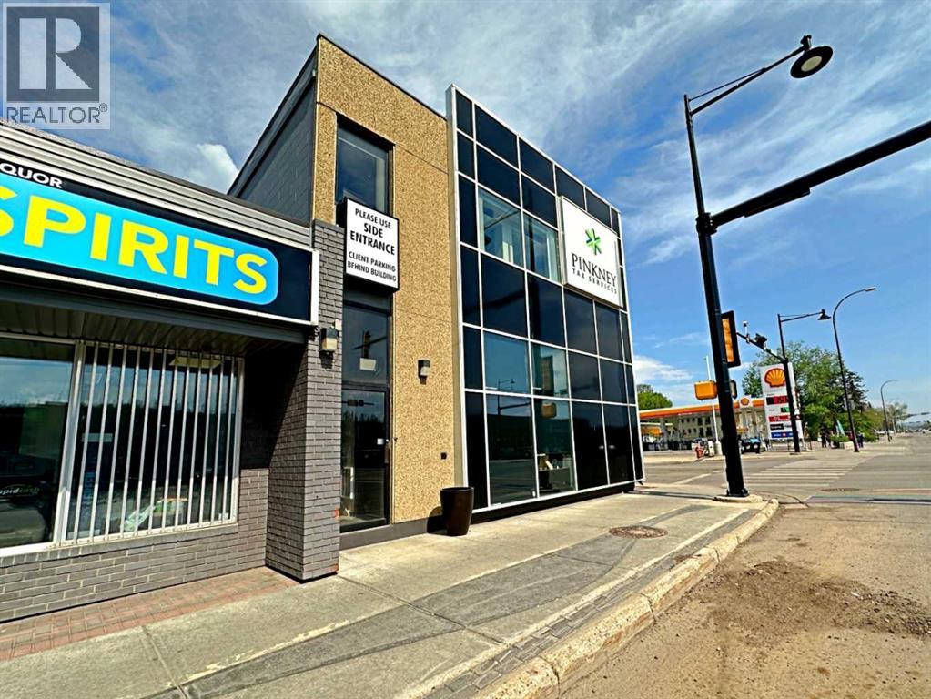 9902 Franklin Avenue, Fort McMurray