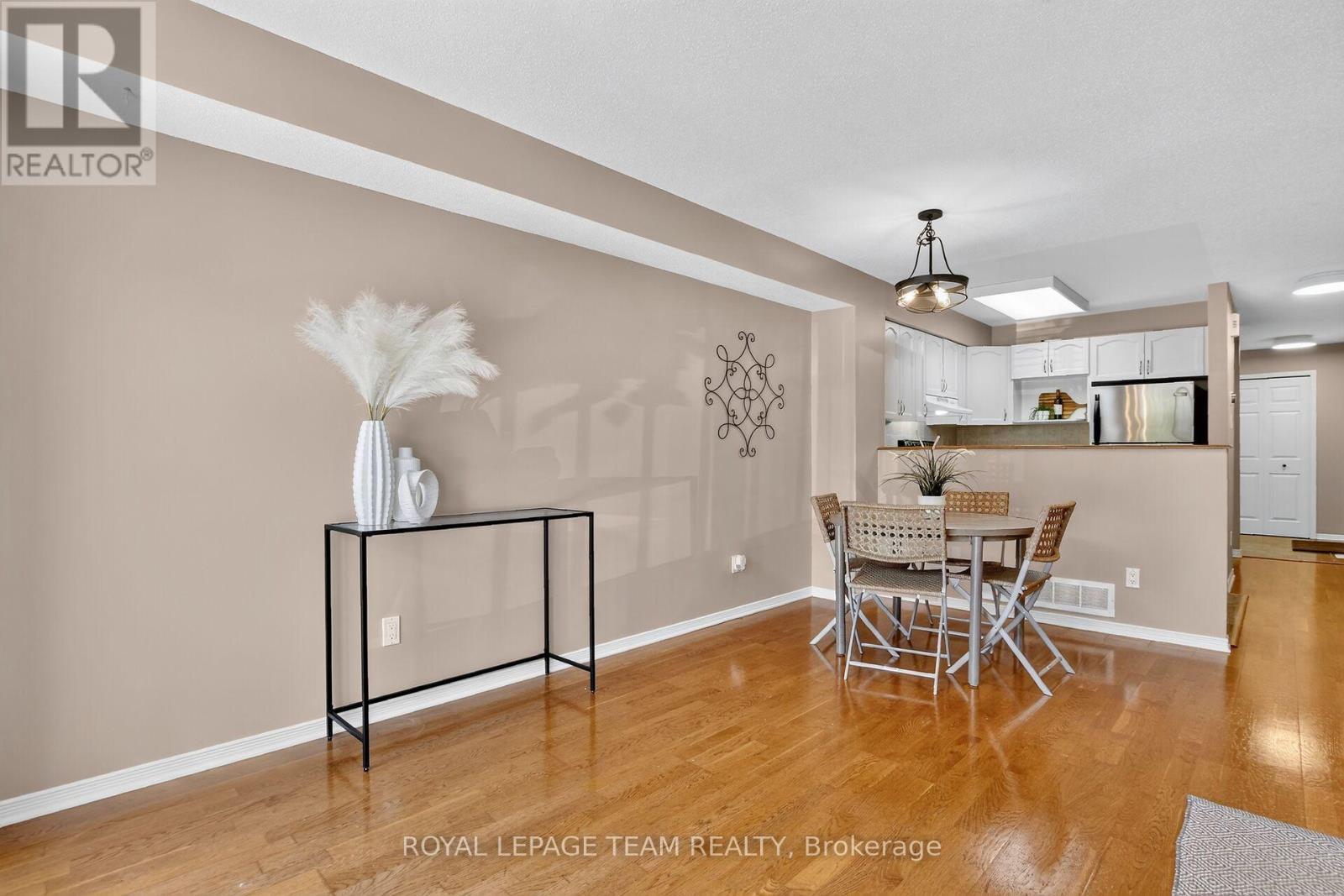 255 DEERCROFT AVENUE - Image 13