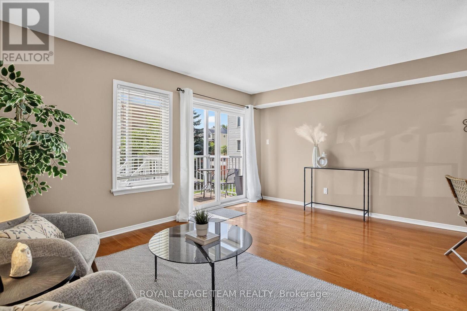 255 DEERCROFT AVENUE - Image 9