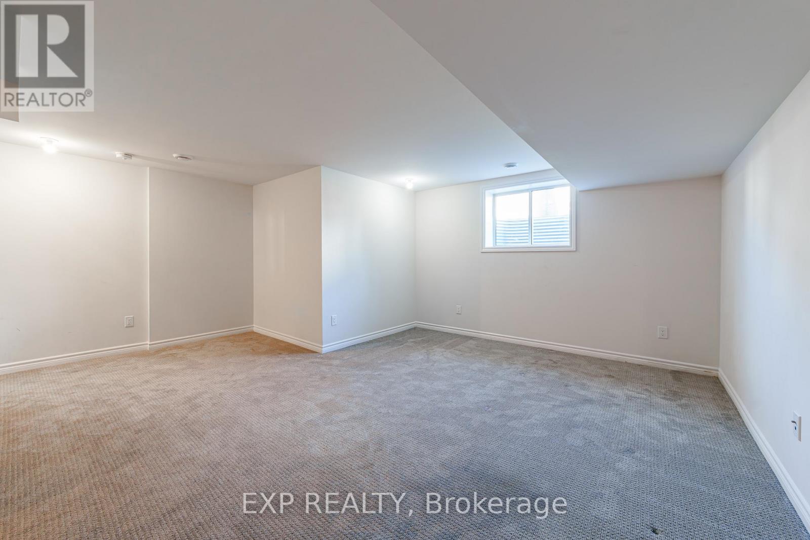 120 PATCHELL PLACE - 22