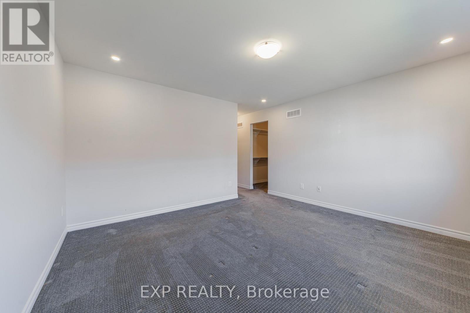 120 PATCHELL PLACE - 23