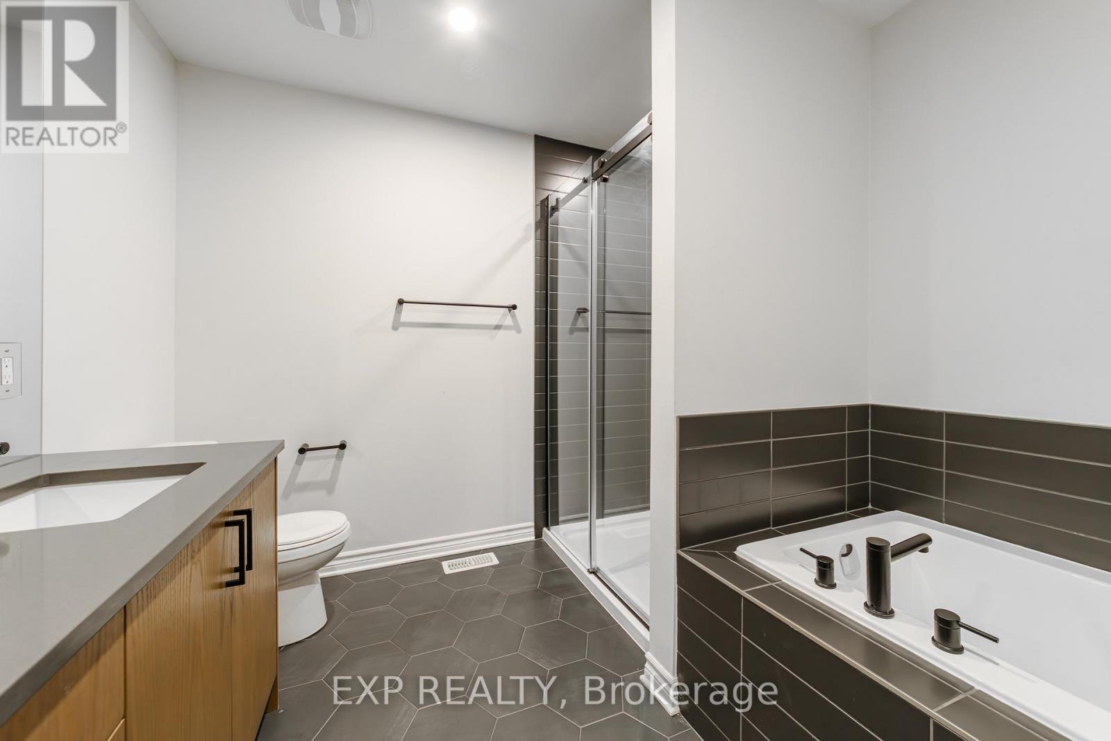 120 PATCHELL PLACE - 25
