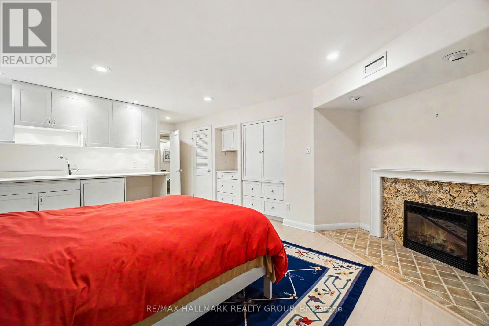 2009 KILLARNEY DRIVE - 23