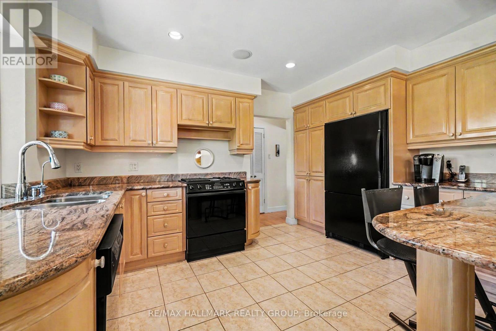 2009 KILLARNEY DRIVE - 5