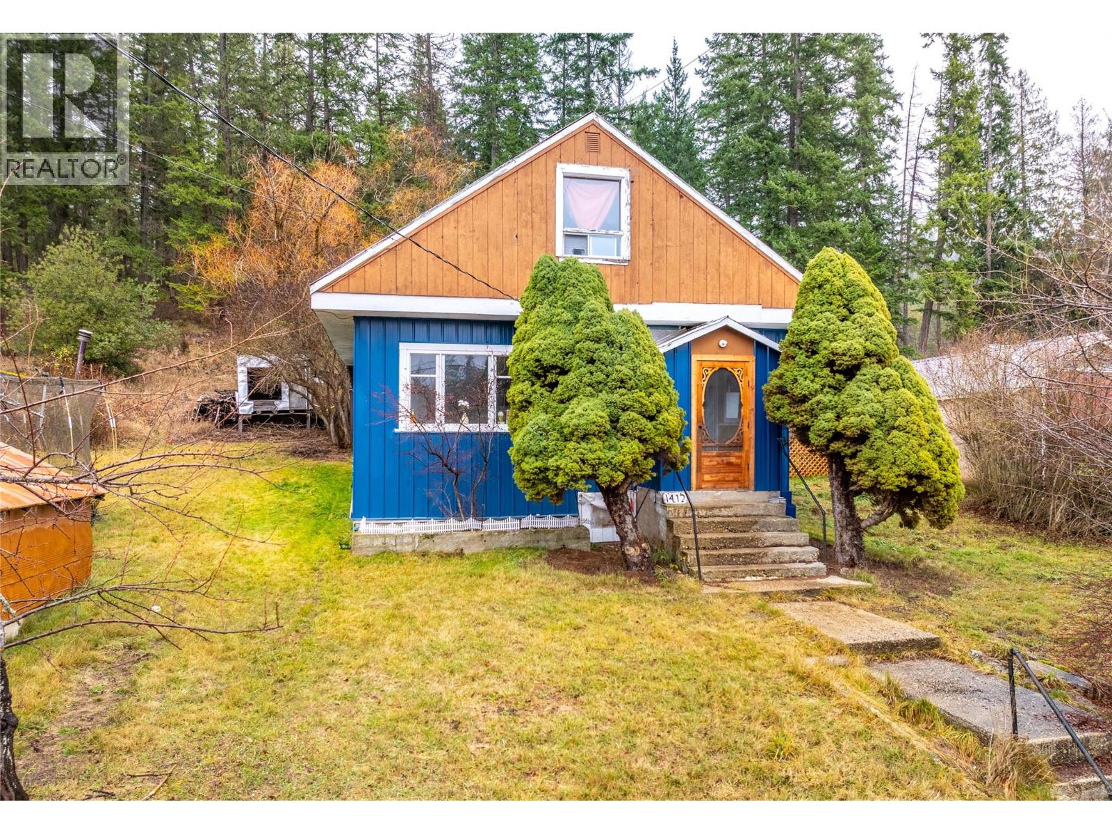 1412 Ainsworth Avenue - 2