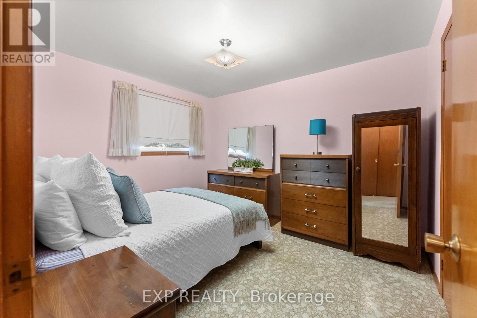 91 DOVER ROAD - 12