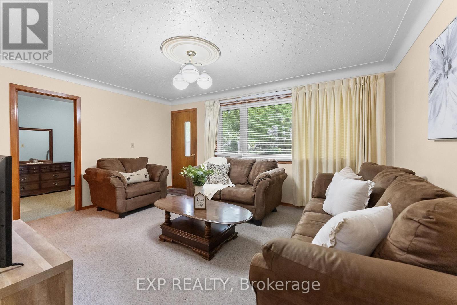 91 DOVER ROAD - 5