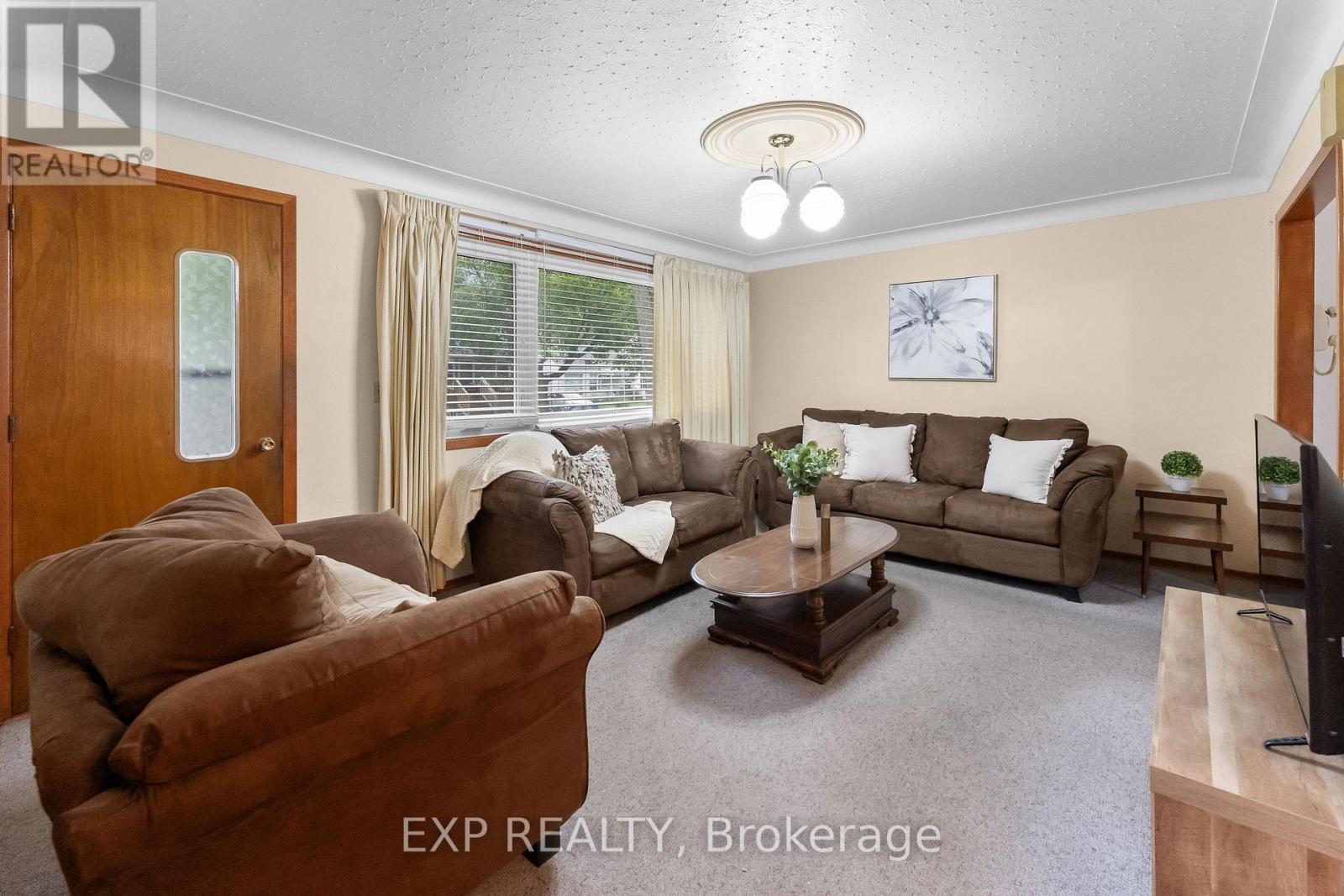 91 DOVER ROAD - 6