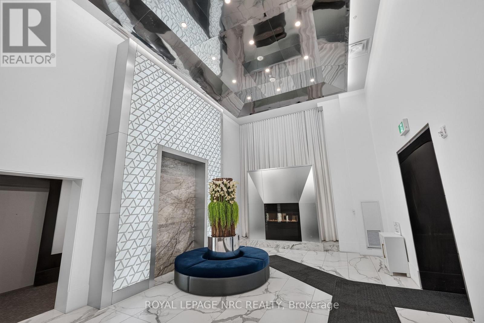 #232 16 CONCORD PLACE - 4