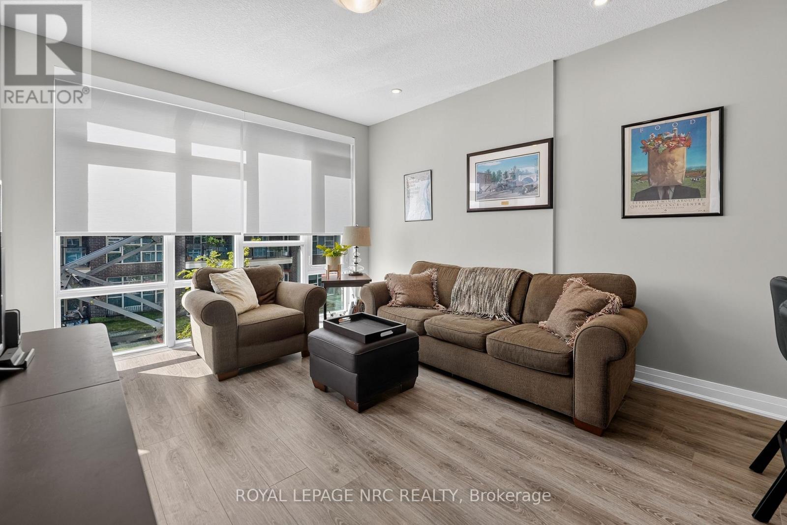 #232 16 CONCORD PLACE - 8