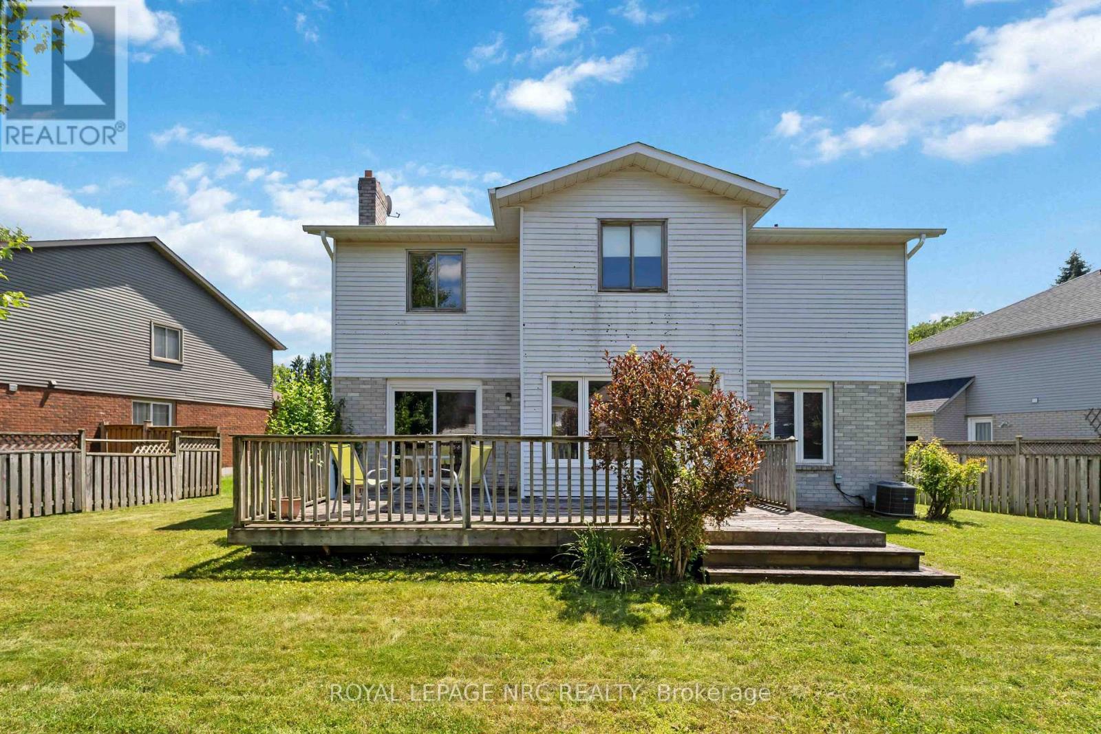 23 WOODSIDE SQUARE - 32