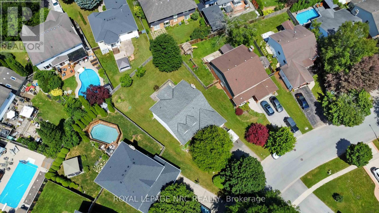 23 WOODSIDE SQUARE - 35